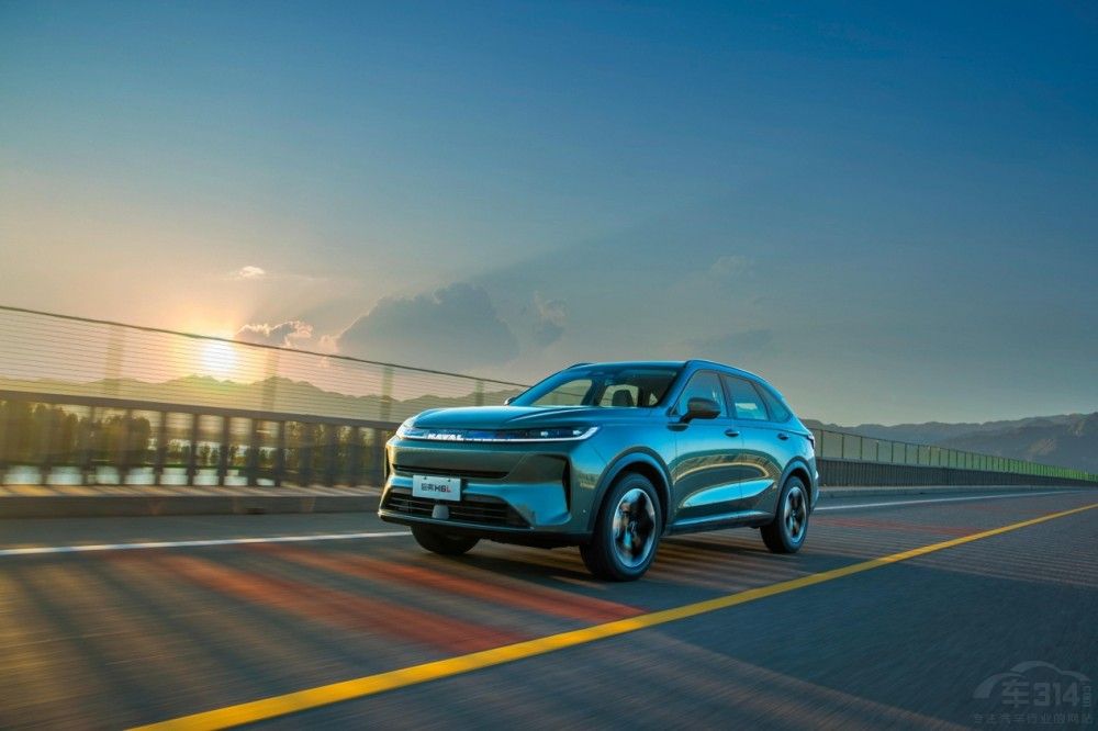 哈弗H6L越级登场 限时权益价10.39万元起 哈弗H6L越级登场 限时权益价10.39万元起