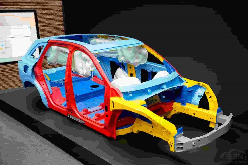 ȫ��һ���������콢SUV����HS6 PHEV����