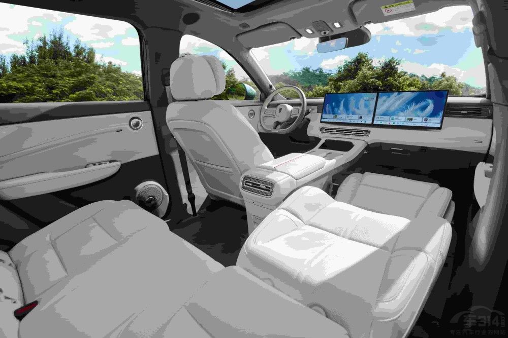 ȫ��һ���������콢SUV����HS6 PHEV����