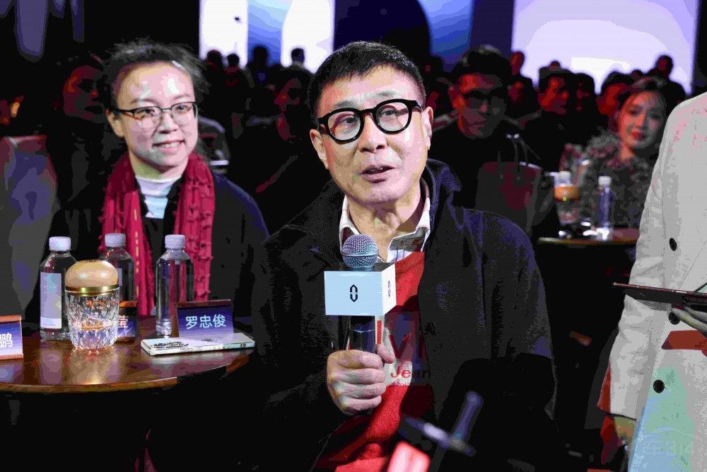 问界M9星光之夜见证品牌与用户“双向奔赴” 问界M9星光之夜见证品牌与用户“双向奔赴”