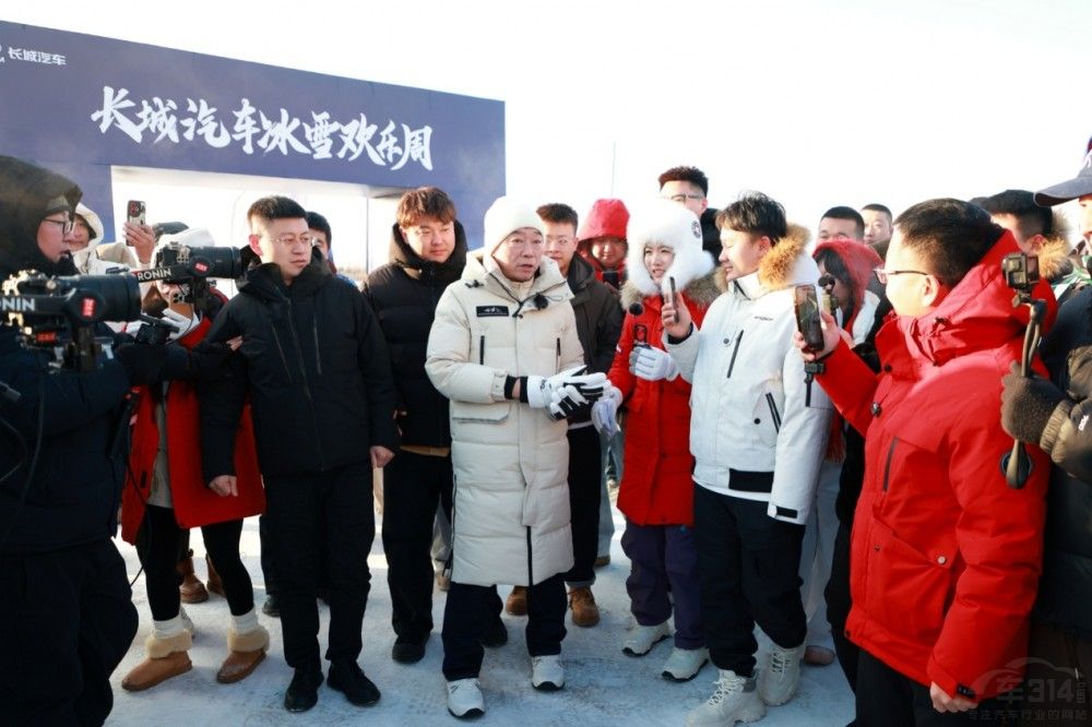 �������ƣ���ů��ǰ������������ѩ������