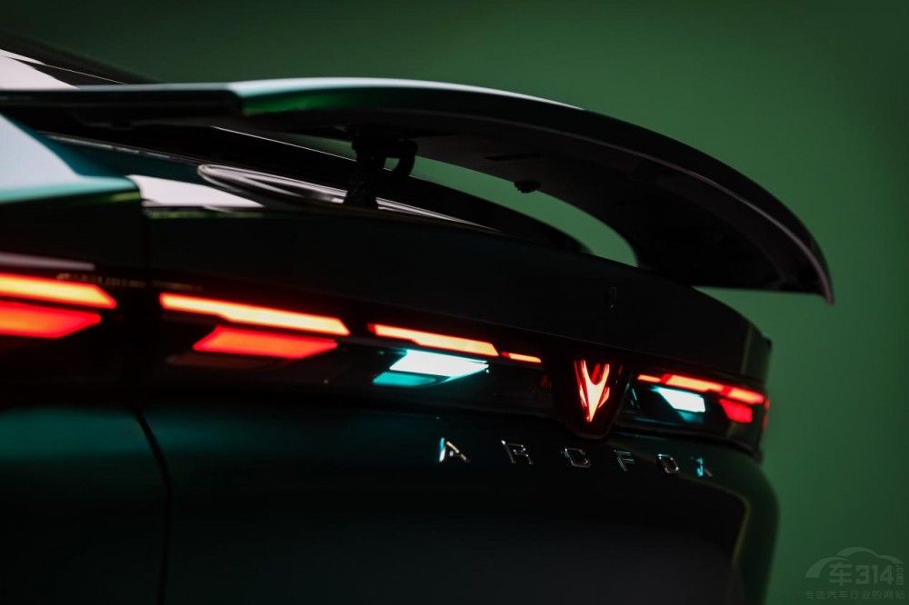 极狐全新阿尔法S5官图发布3月1日开启预售 极狐全新阿尔法S5官图发布3月1日开启预售