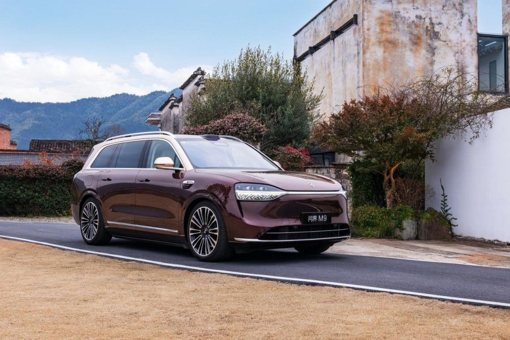 �ʽ�M9�״���һ��˫��·ͼ�񼶼����״�