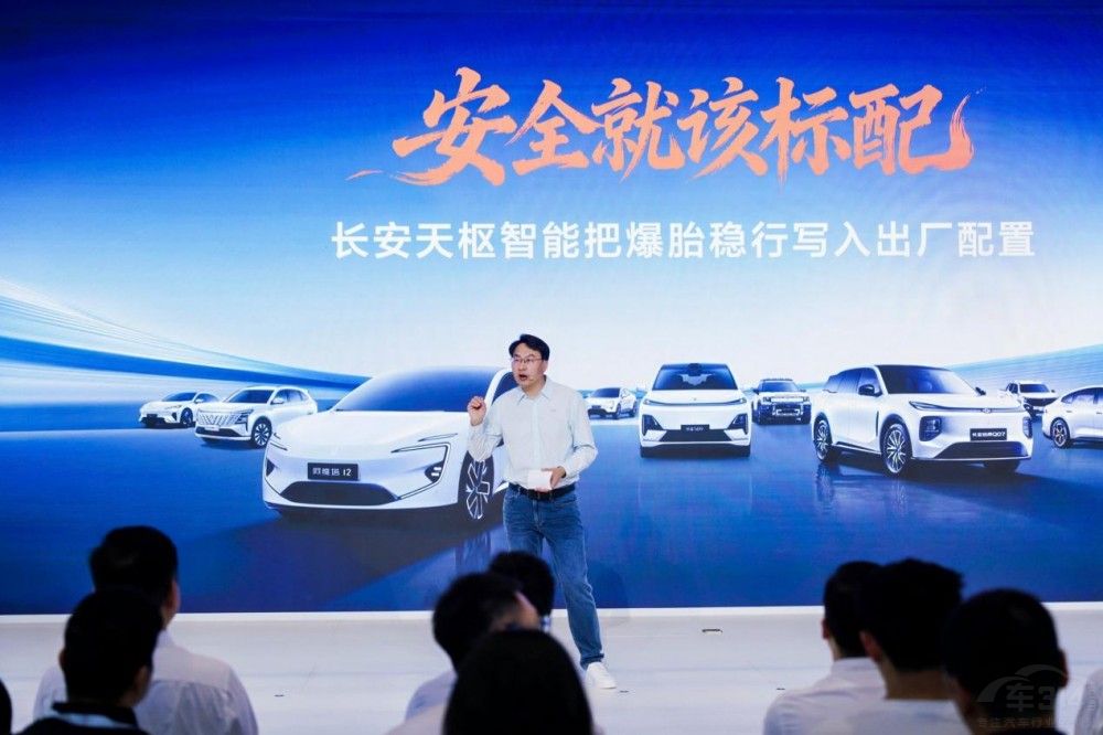 �����������Ϲ��ʳ�չ�������������³ɹ�