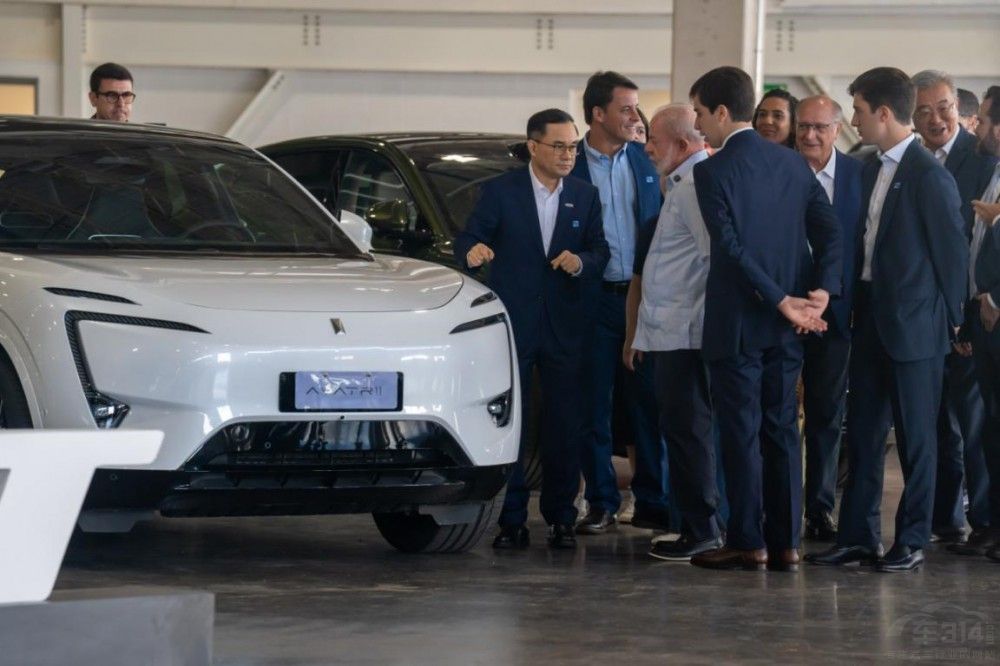 巴西总统点赞长安汽车巴西工厂投产下线 巴西总统点赞长安汽车巴西工厂投产下线