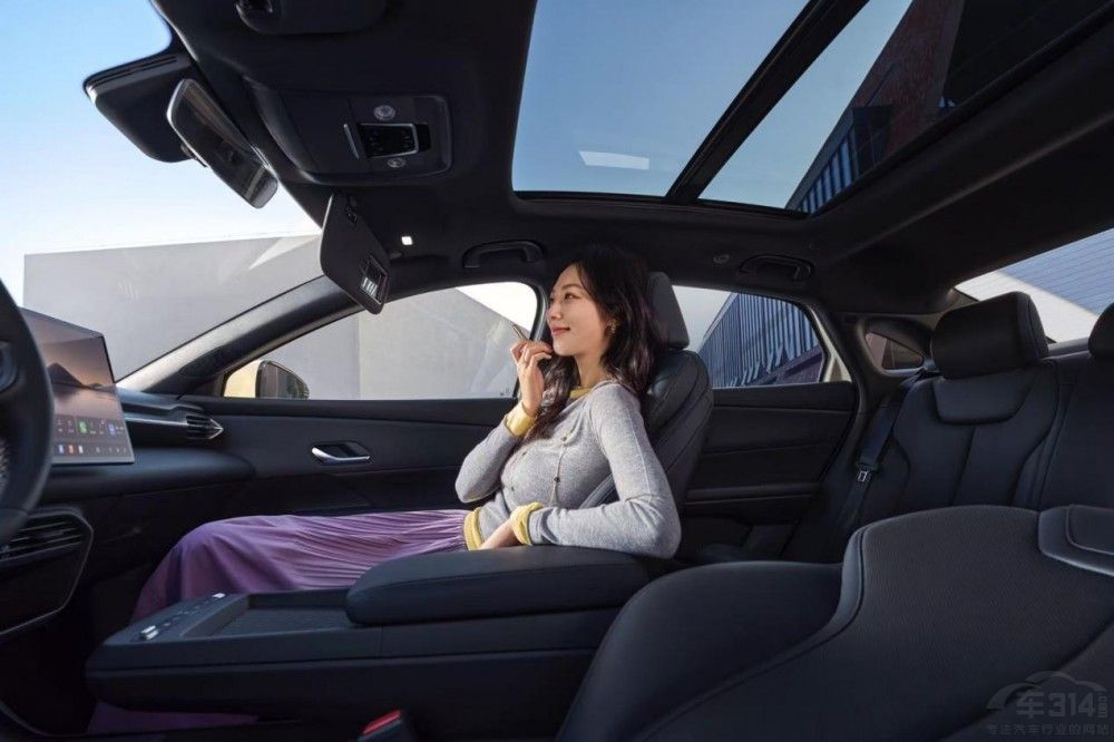 10万级最具性价比闪充车型!领汇e7它来了 10万级最具性价比闪充车型!领汇e7它来了