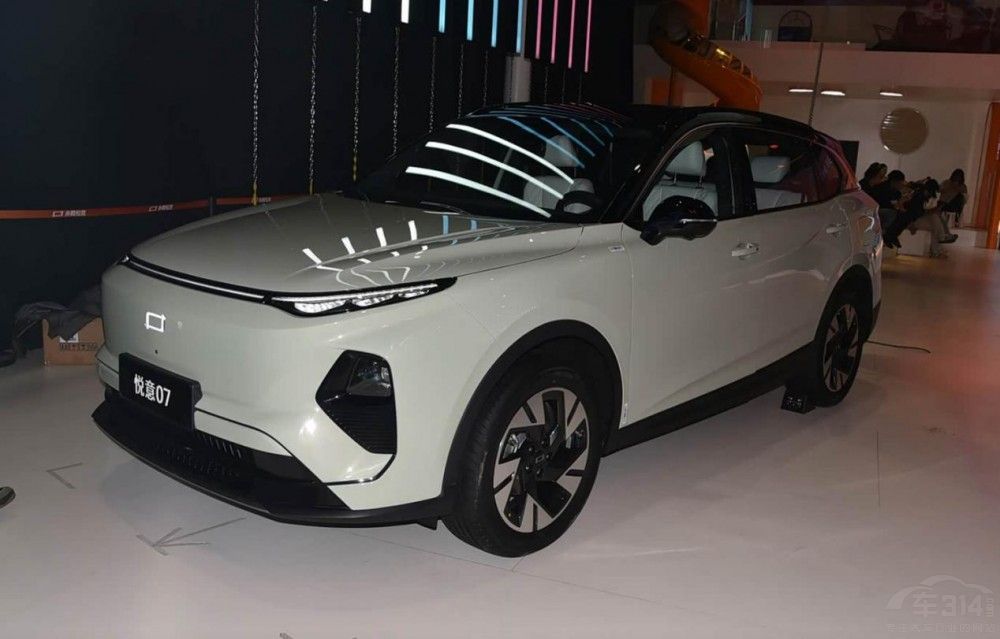 һ��ʡ�ġ�ʡǮ�ĸ�Ʒ�ʻ춯SUV�ز����٣�