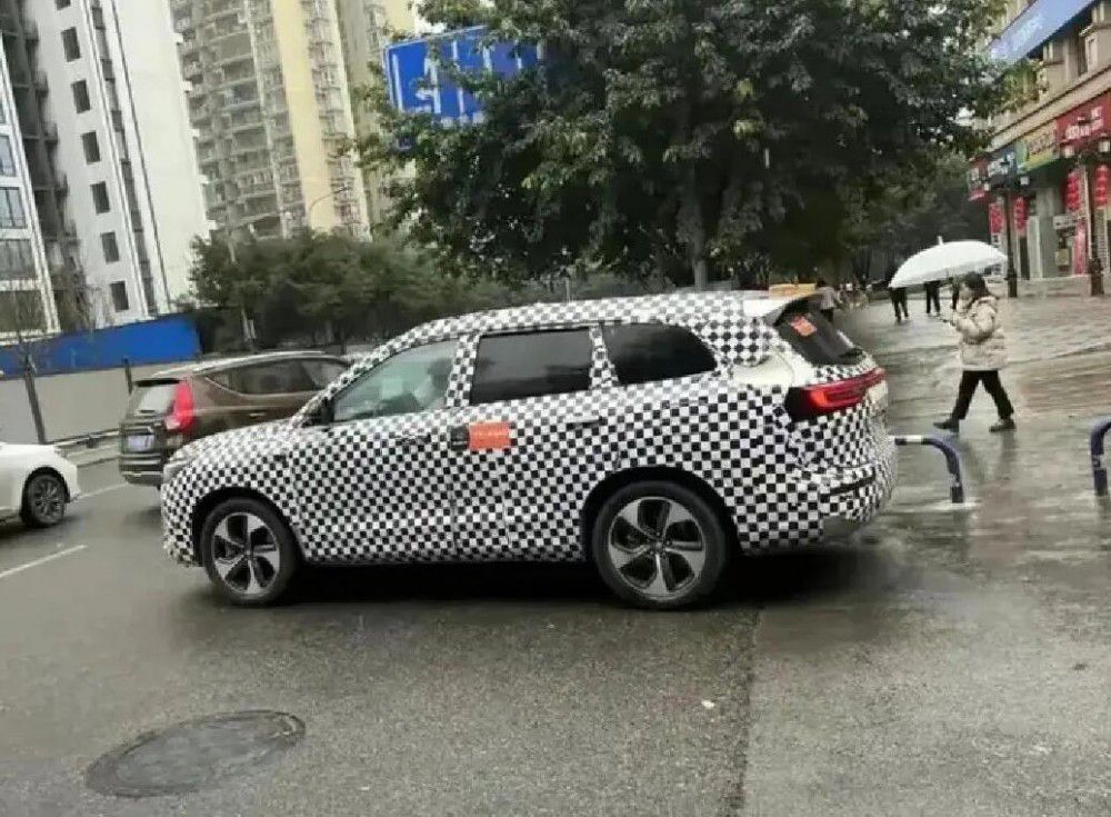 °ɶƷSUVԵȵ3³